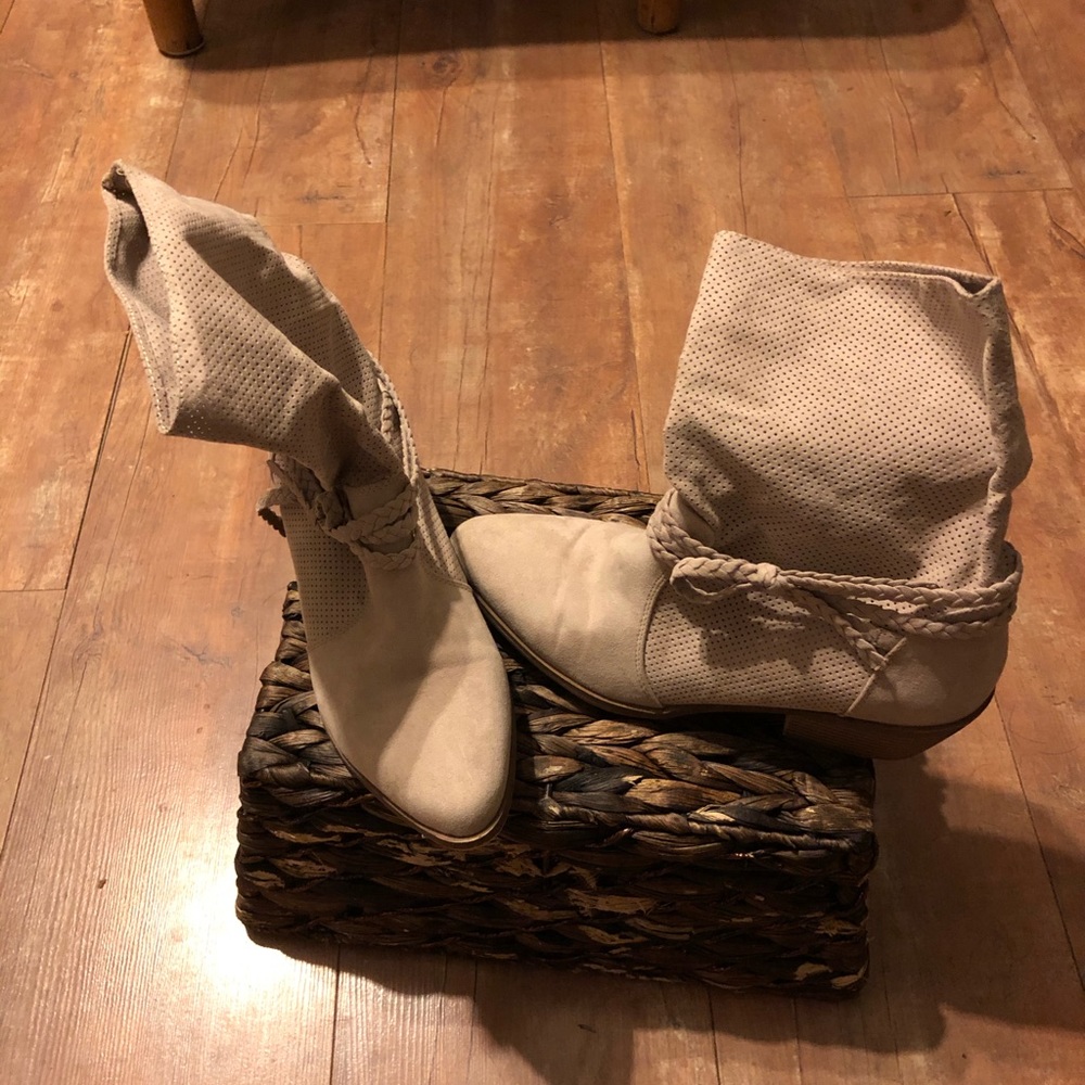 Two Pair Calf High Woman’s Boot